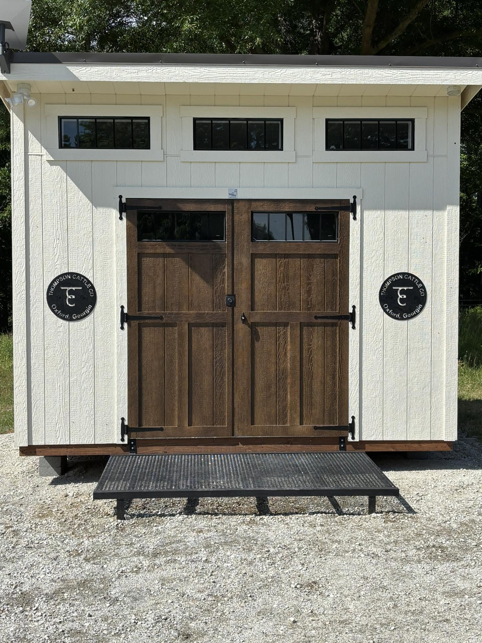 Thompson Cattle Co. self-serve farm pickup store in Oxford, Georgia